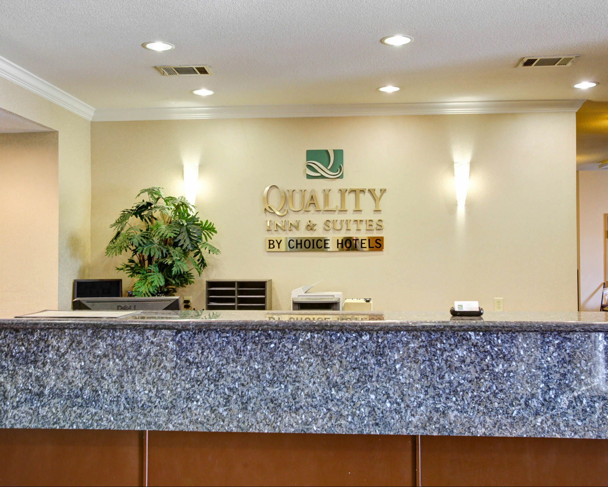 Quality Inn & Suites Near University Waco Exterior foto